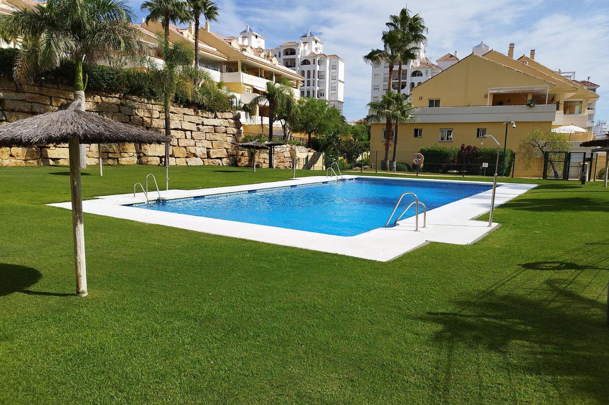 Apartamento Puertosol 埃斯特波纳 外观 照片